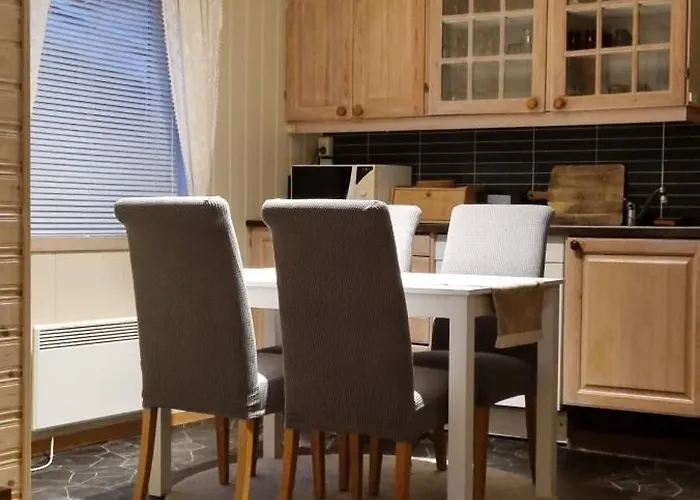 En Liten I * Gryllefjord